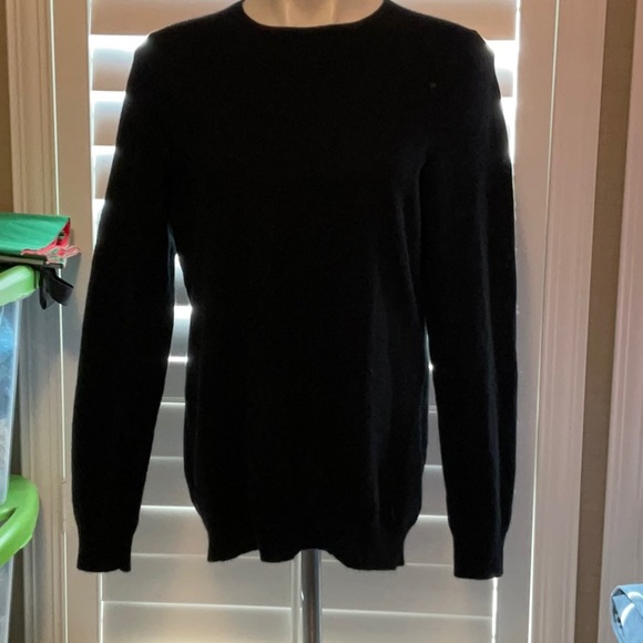 Charter Club Men's Classic Black Crewneck Sweater - Picture 1 of 9